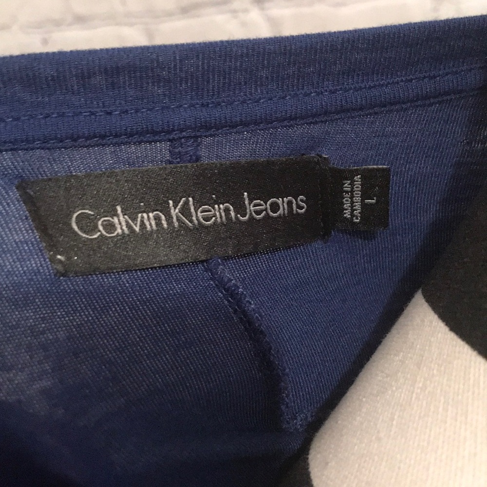 Calvin Klein Top - Picture 6 of 6